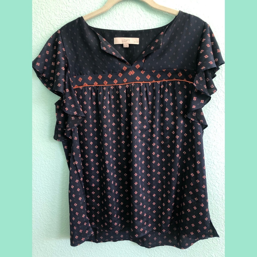 LOFT Petite Geo Split Neck Flutter Top (Navy)